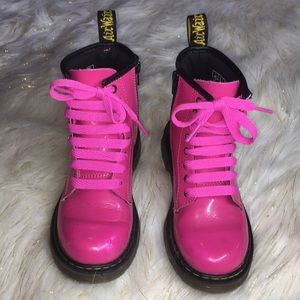 💗Kids Delaney Dr. Martens Boots💗